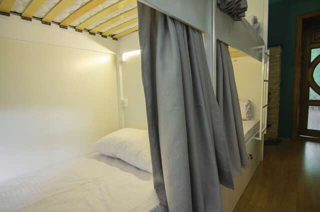 Хостелы Friends Hostel Lviv Rustaveli str Львов-15