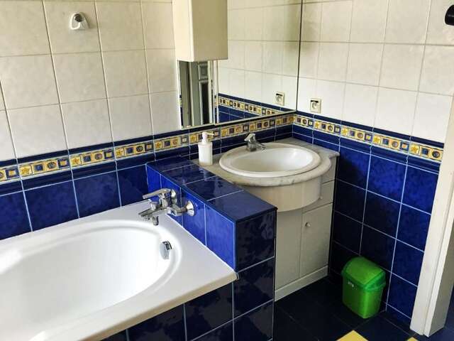 Хостелы Friends Hostel Lviv Rustaveli str Львов-49